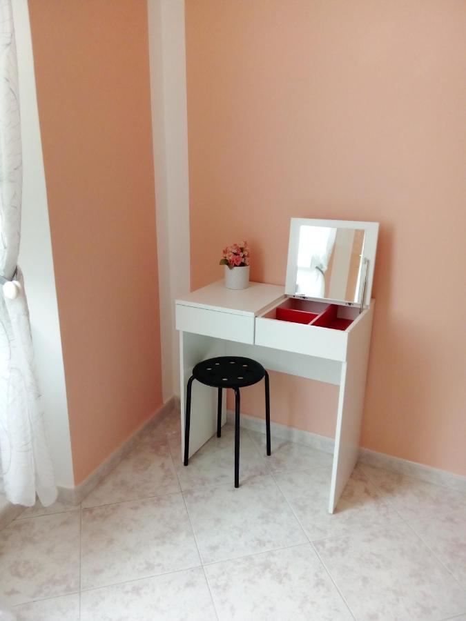 Apartamento Al Crocifisso...Da Nonna Pia Salerno Exterior foto